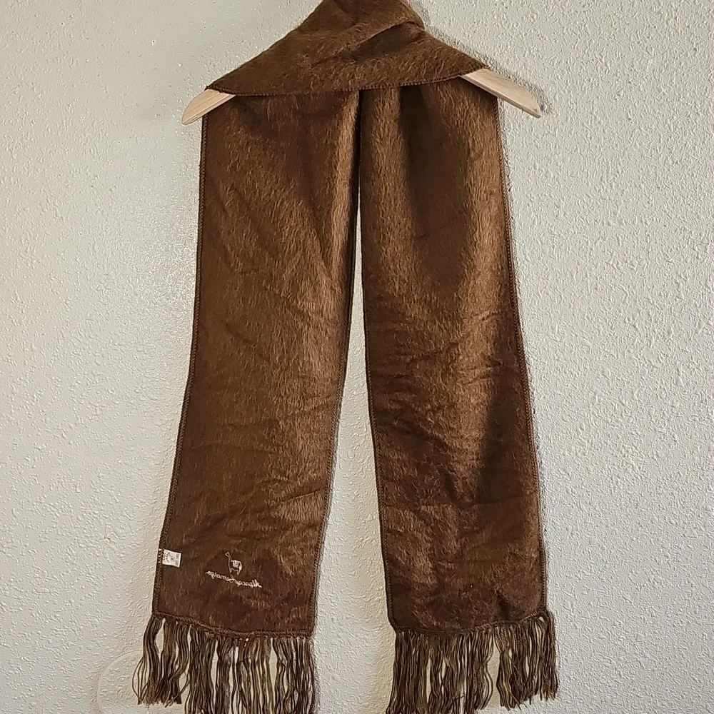 Alpaca Camargo Scarf.
